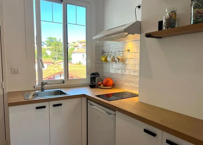 Lumineux à 100m De La ! Saint-Jean-de-Luz